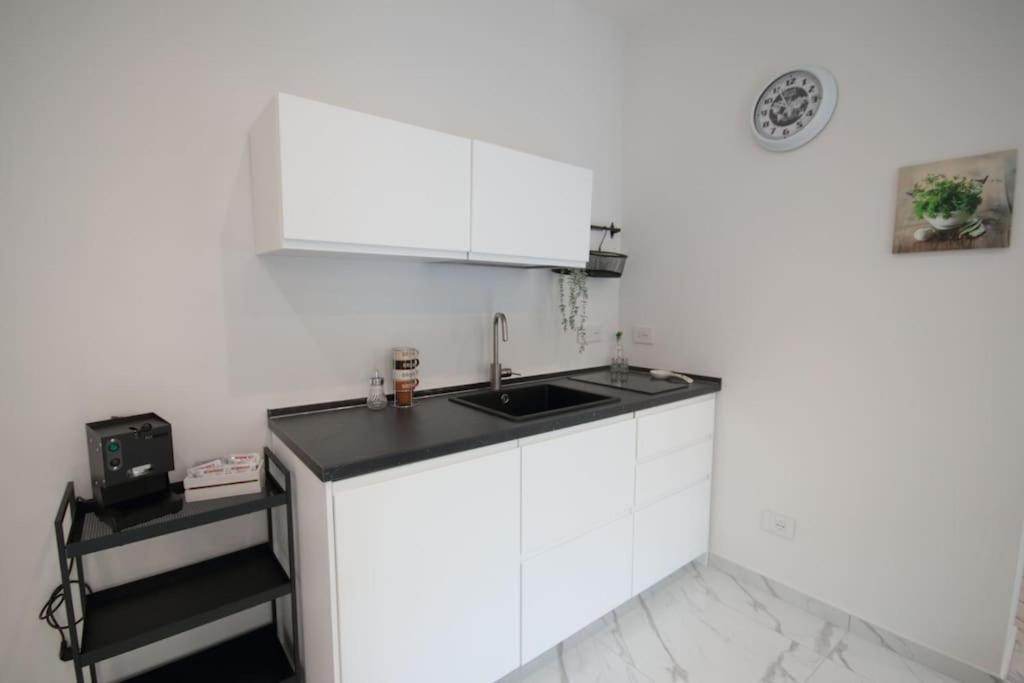 Chiaia Arcoleo House - Sofia Apartment *