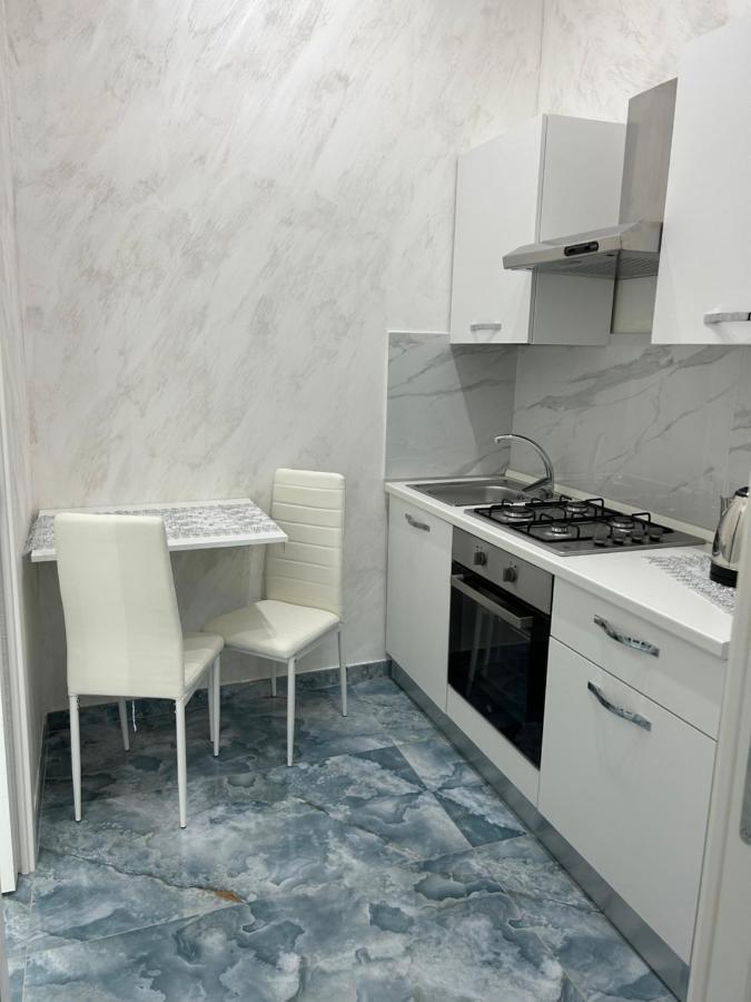 Ester 4 Apartment *