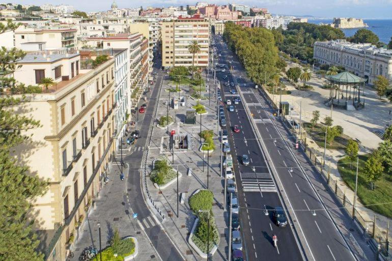 Titi Chiaia Apartment Naples
