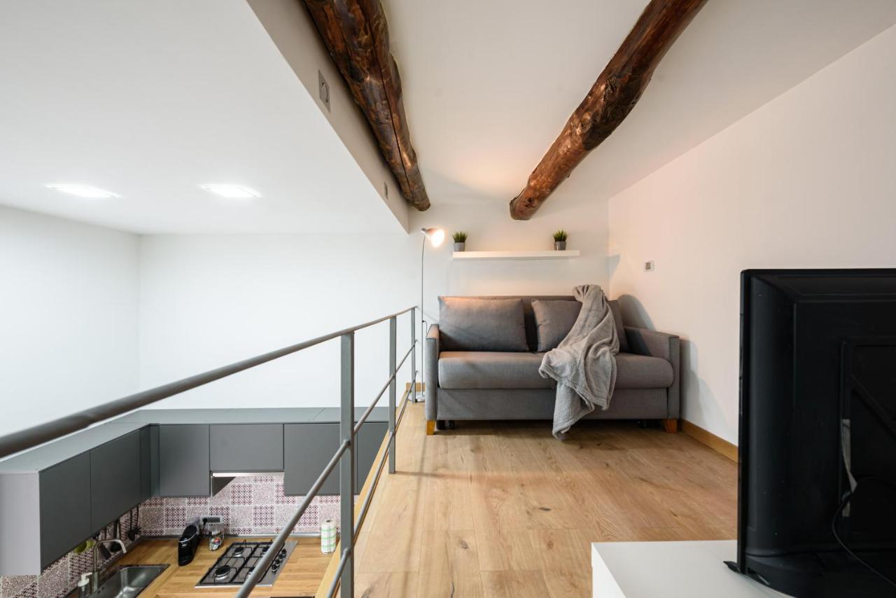 Apartment Af