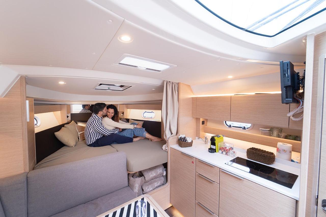 Guest house Al Campanile H Centro, By Clapa Group