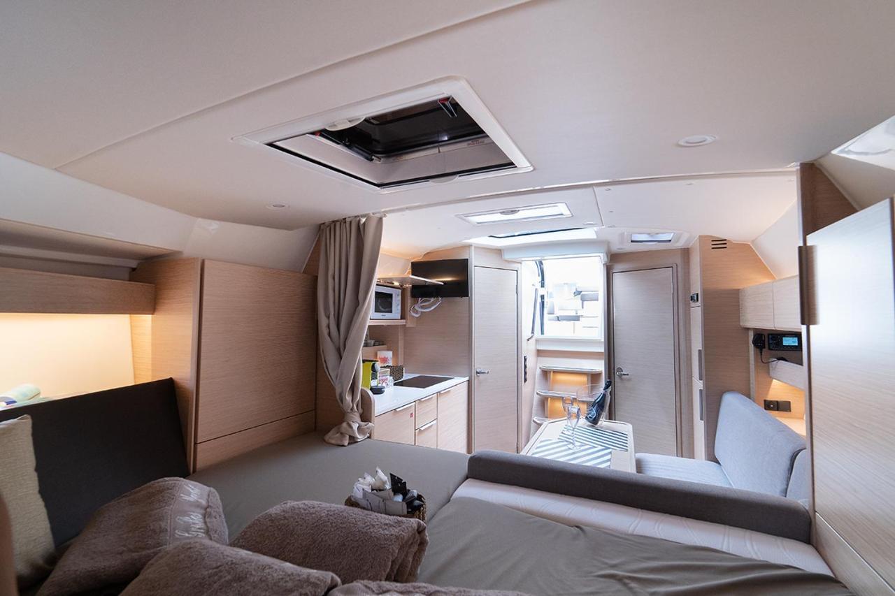 Al Campanile H Centro, By Clapa Group Naples