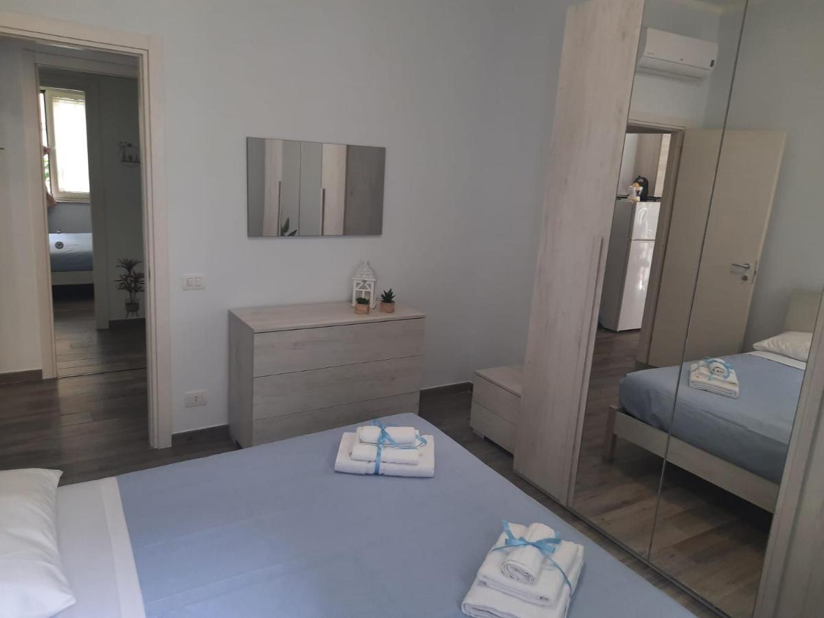 Ridi Zona Ospedaliera * Naples