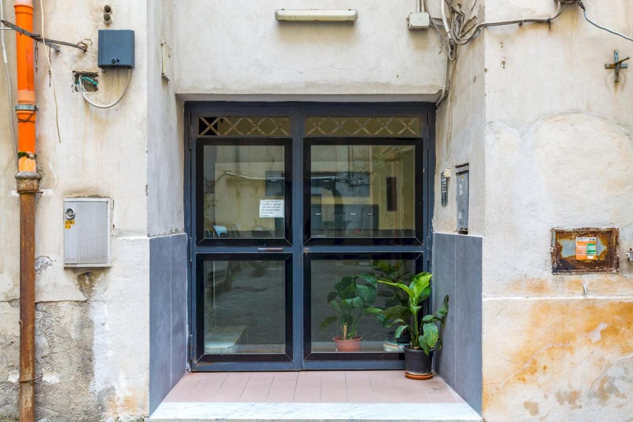 Apartment Casa Fiorita Riviera By Napoliapartments *