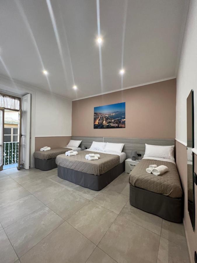 Silvana Naples