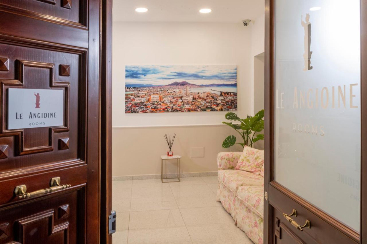 Le Angioine Naples