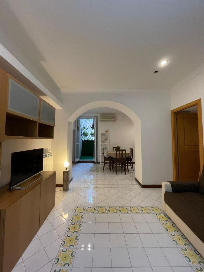 Anticaglia 13 * Naples