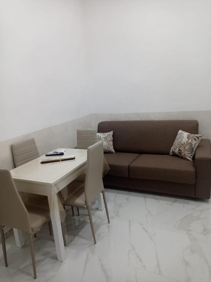 Dea's Naples