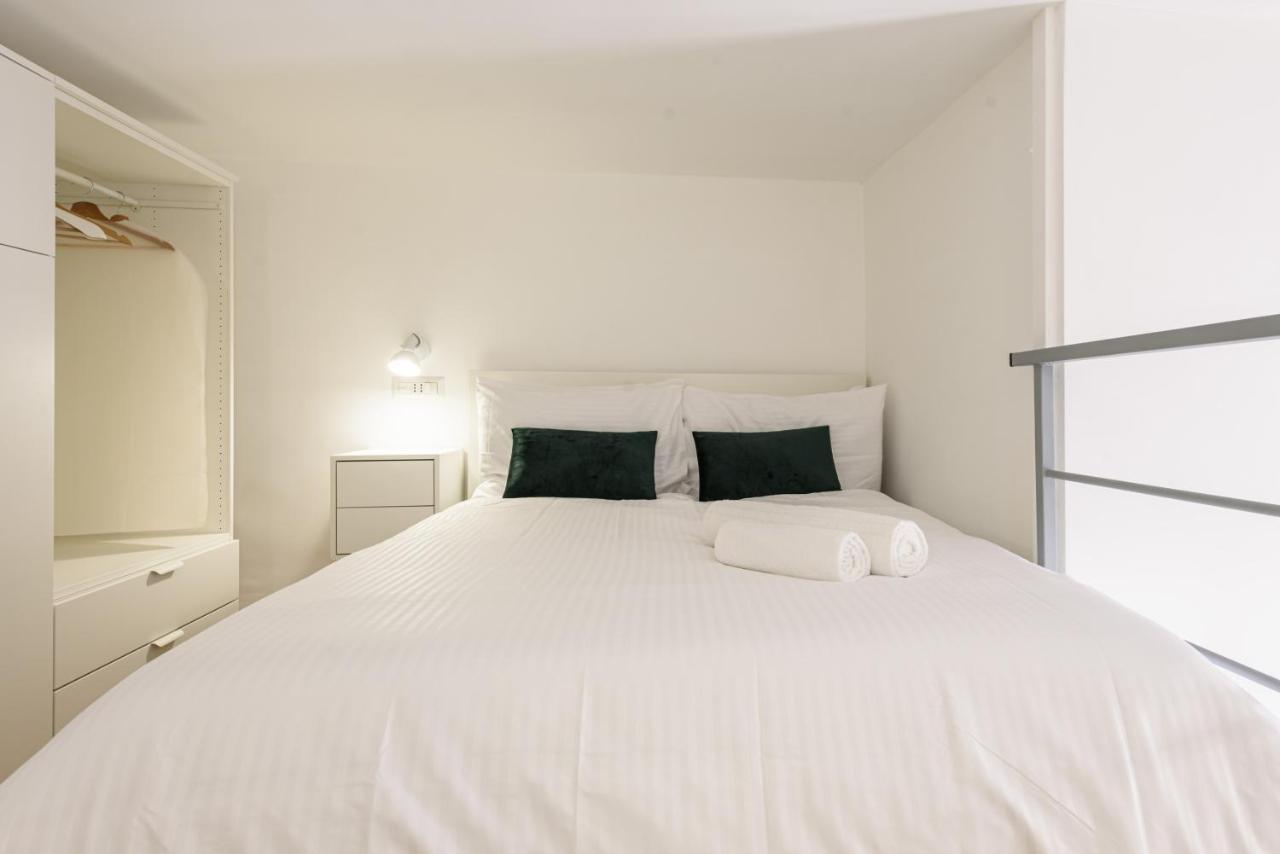 In Bed Apartment *