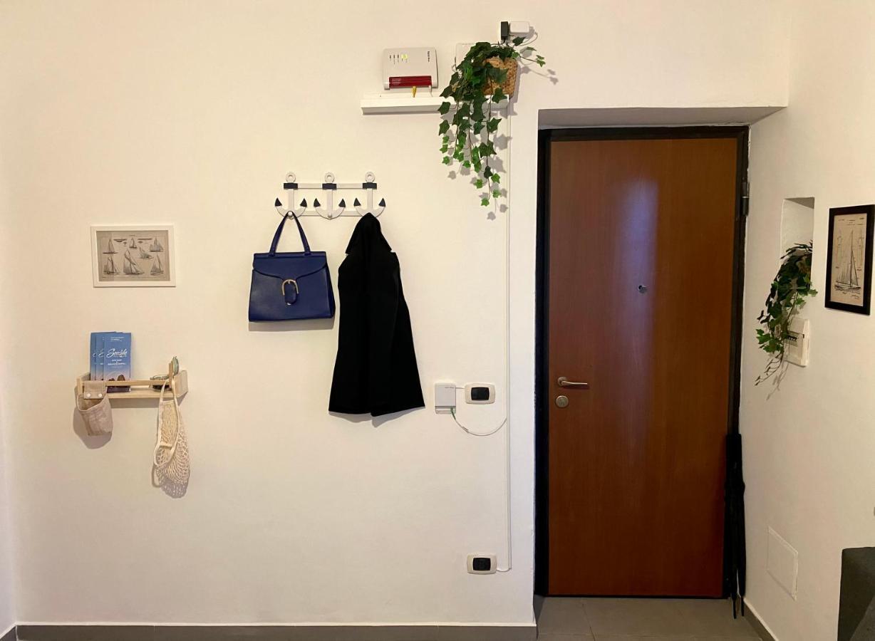 Casa Con Terrazzo In Centro * Naples