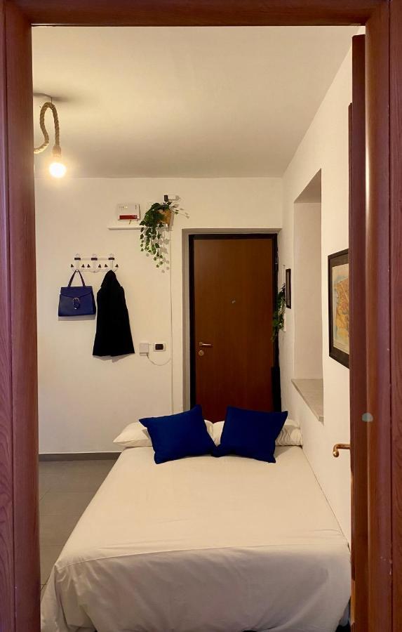 Casa Con Terrazzo In Centro Naples