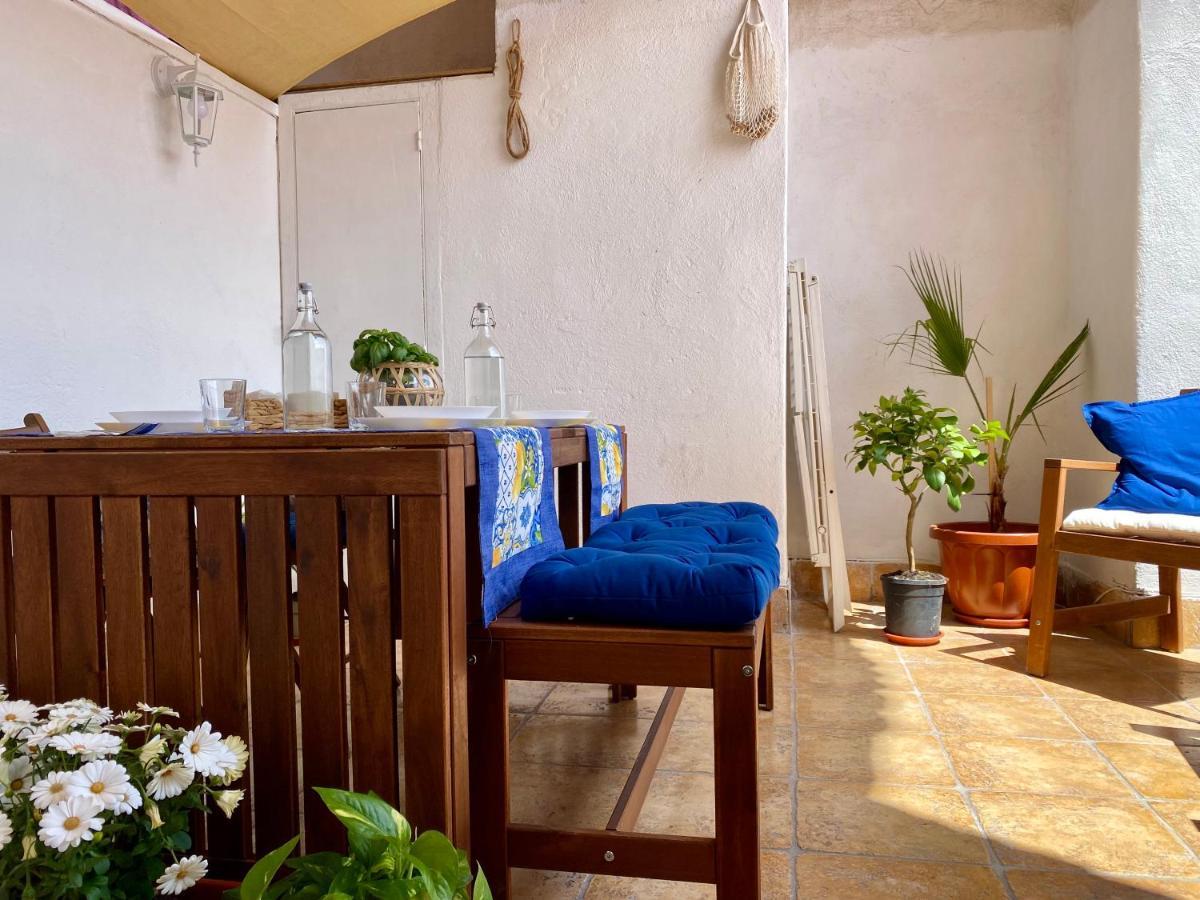 Casa Con Terrazzo In Centro Apartment Naples