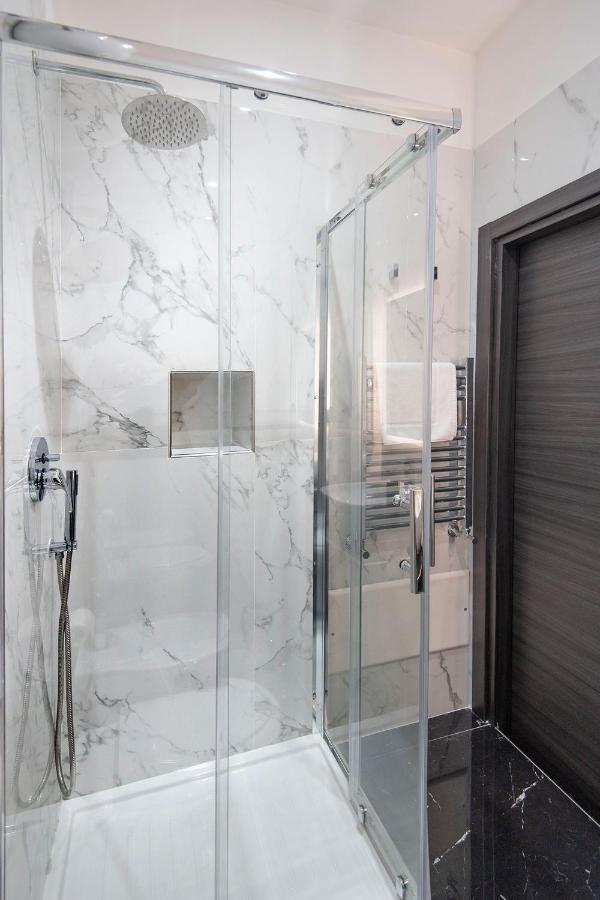 Irooms Garibaldi Naples