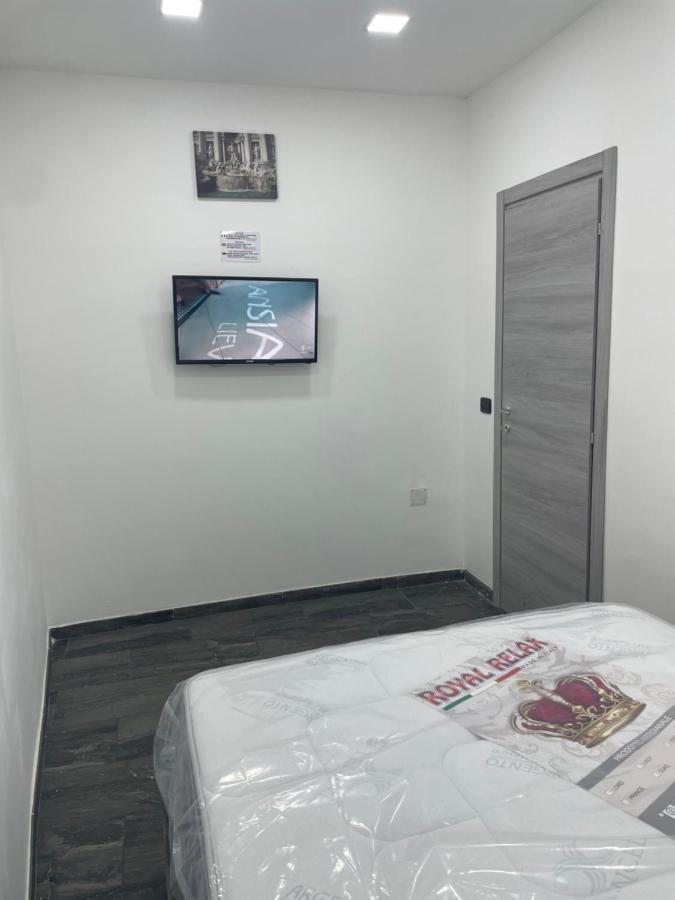 Regina Bnb Naples