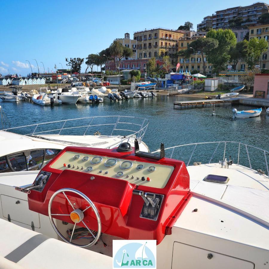 Botel Boat And Breakfast Monica Naples