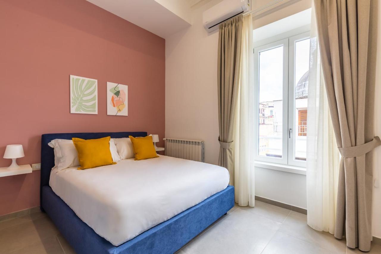 Maria's Bright Flats At The Cathedral Apartment Naples