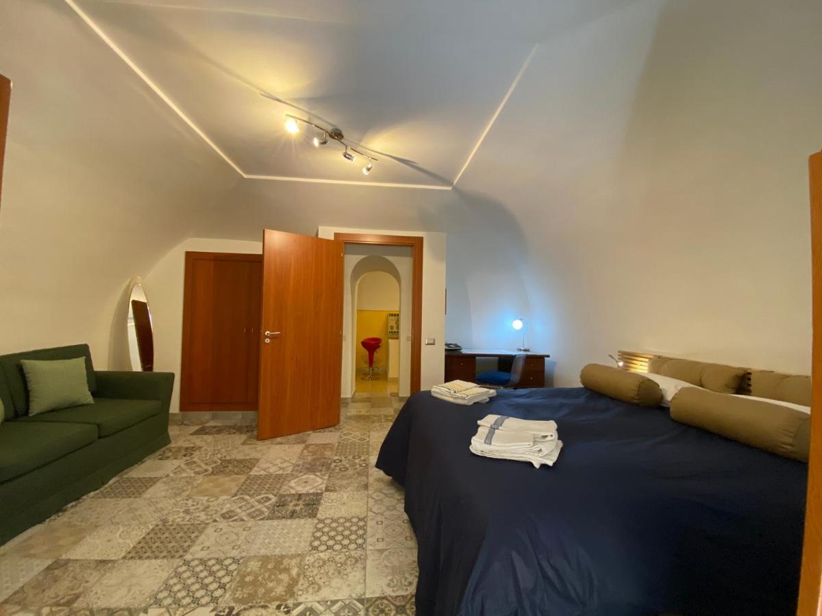 Angeli's Naples