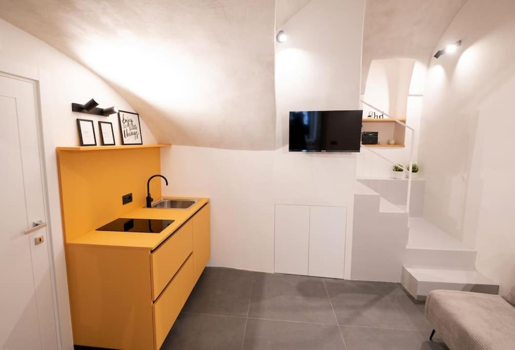 Apartment Casa Mirelli By Dimorra Naples