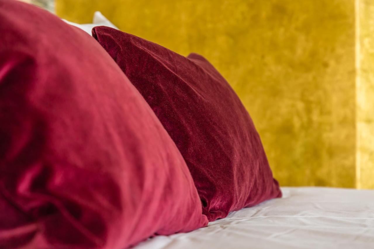 Bed & Breakfast Dei Martiri Naples