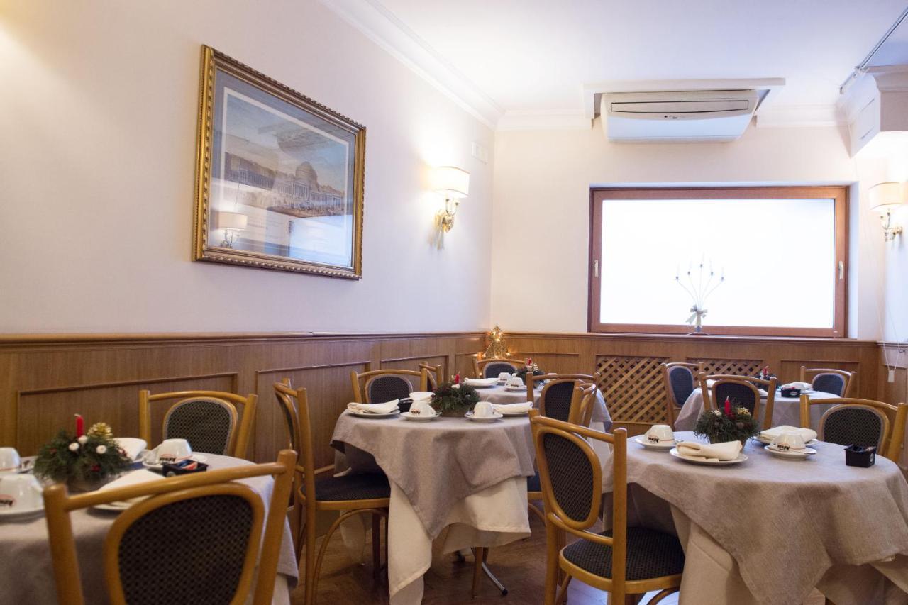 Leopardi Hotel 3*