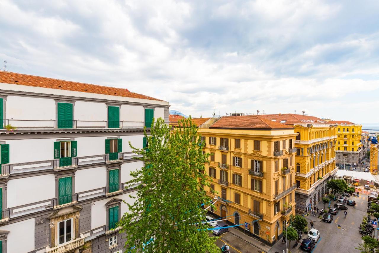 Apartment Maria's Bright Flats At The Cathedral Naples