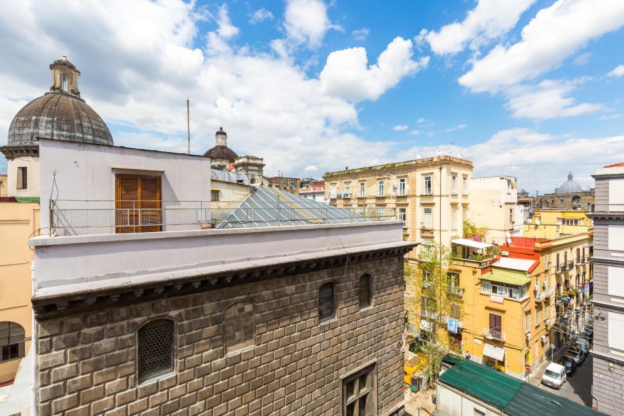 Apartment Maria's Bright Flats At The Cathedral Naples