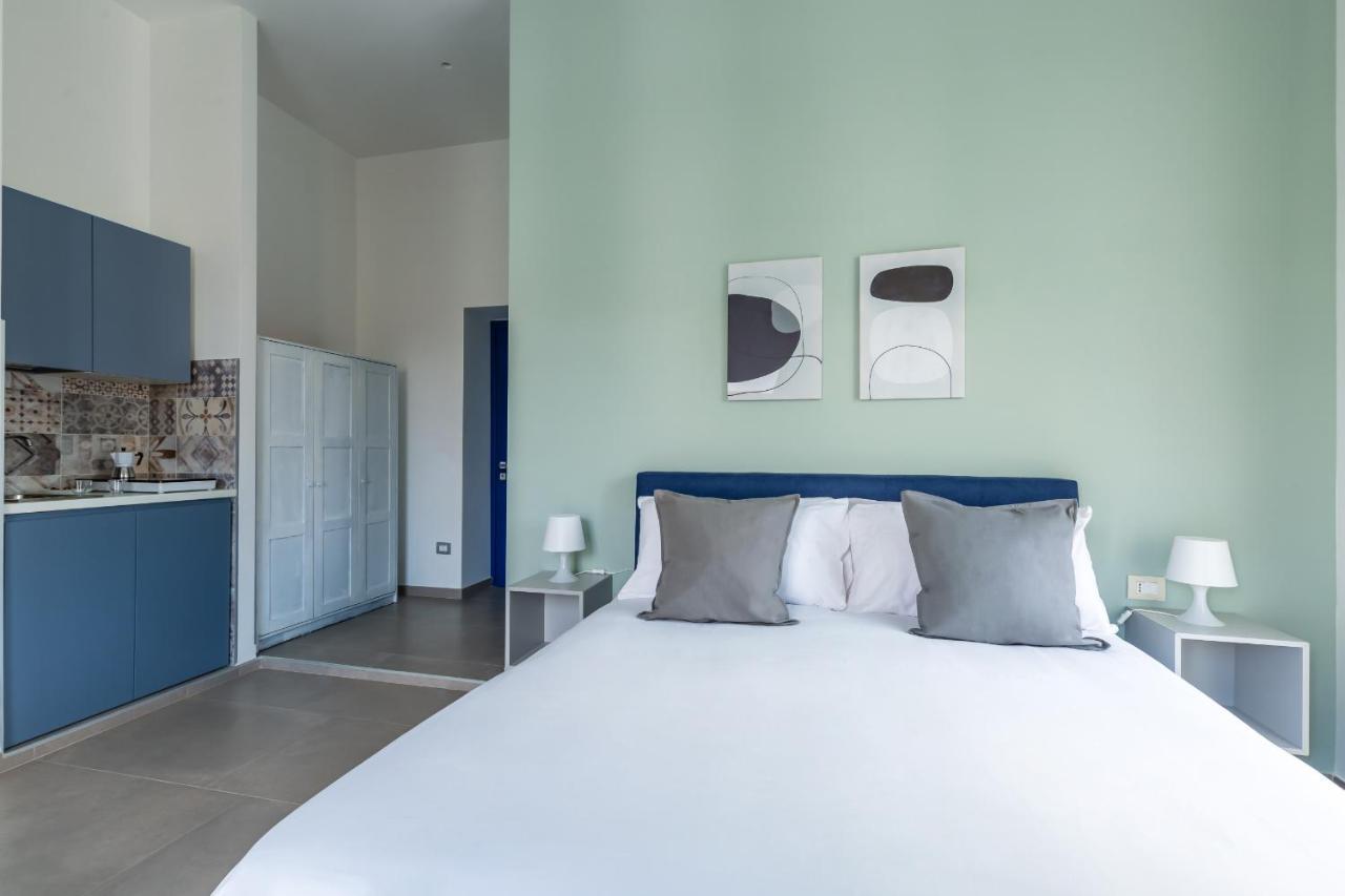 Maria's Bright Flats At The Cathedral Apartment Naples