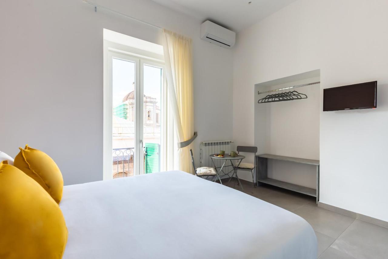 Maria's Bright Flats At The Cathedral Apartment Naples