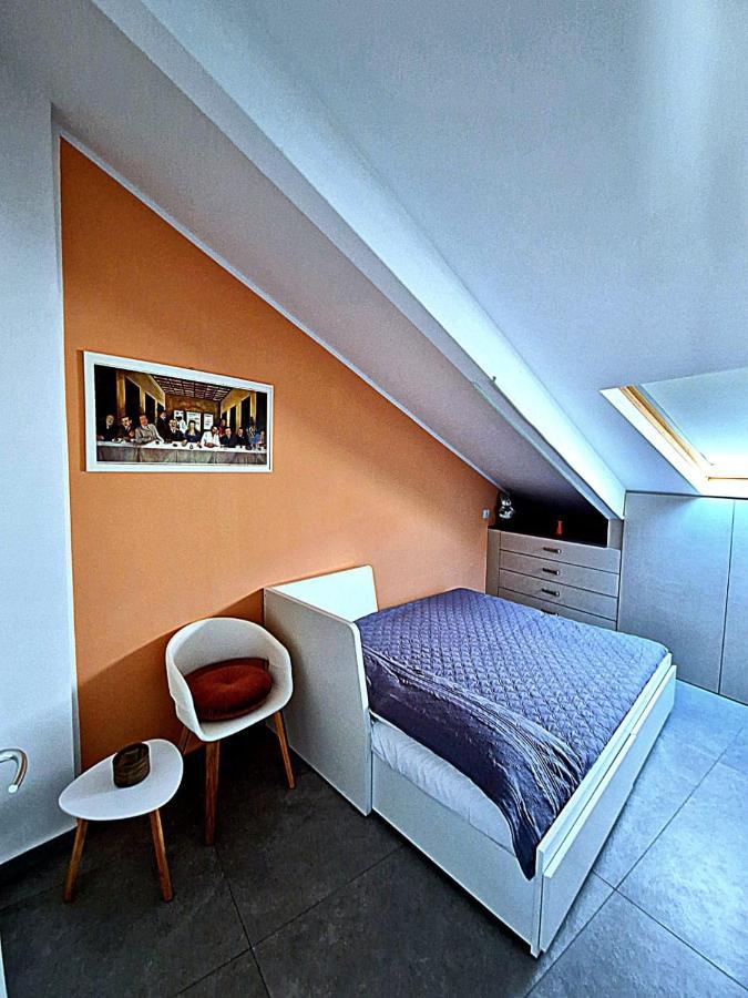 Wanda House *