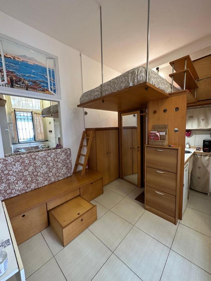 Apartment Boat *