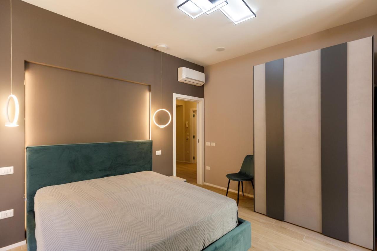 Seven Winds Apartment