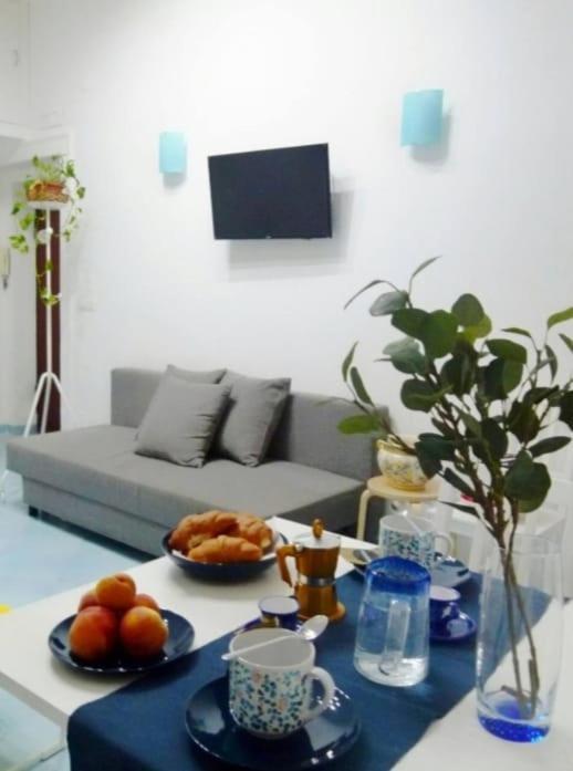 The Heart Of - Santa Lucia Apartment Naples