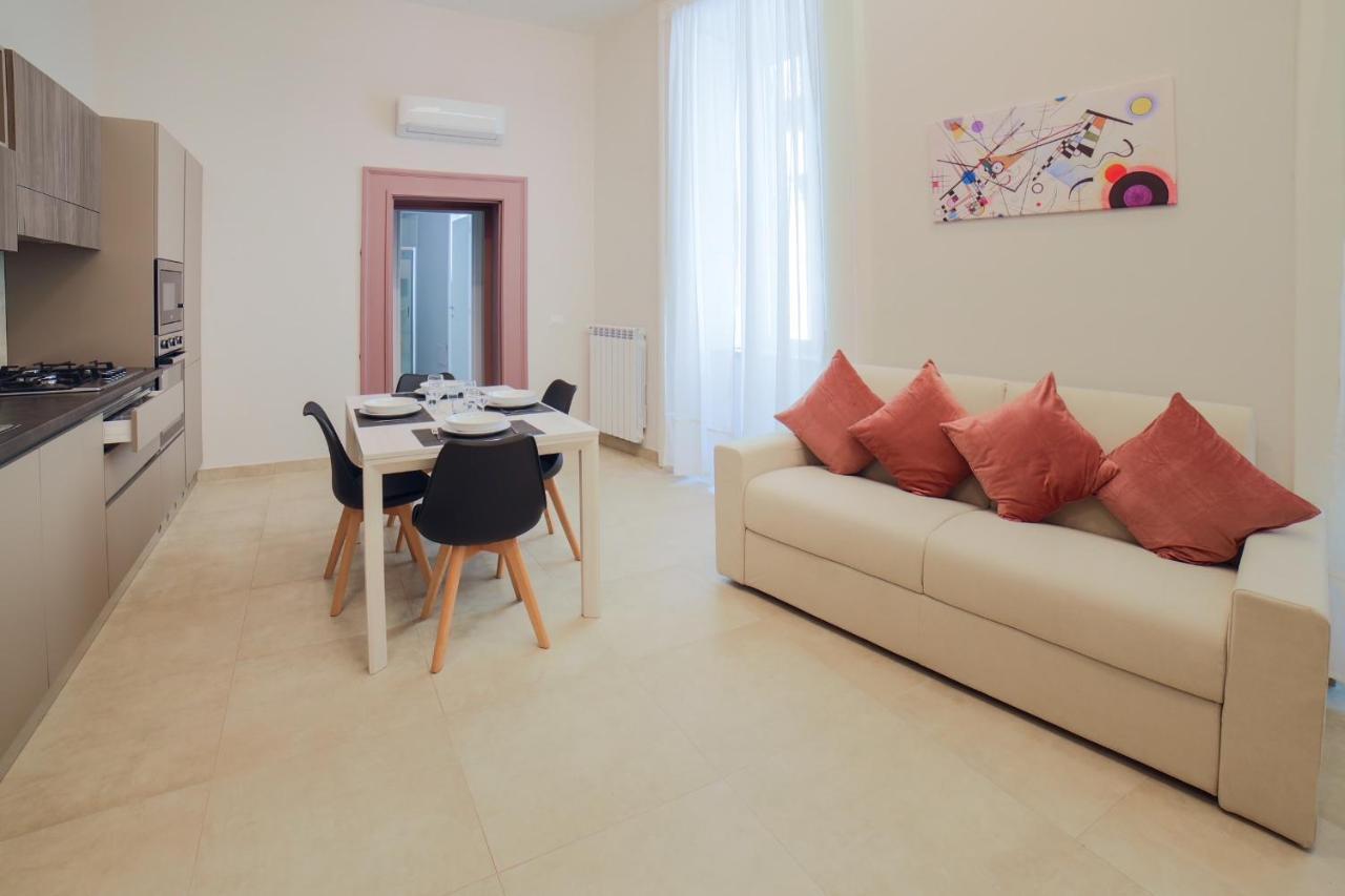 Dimora Museo Apartment *