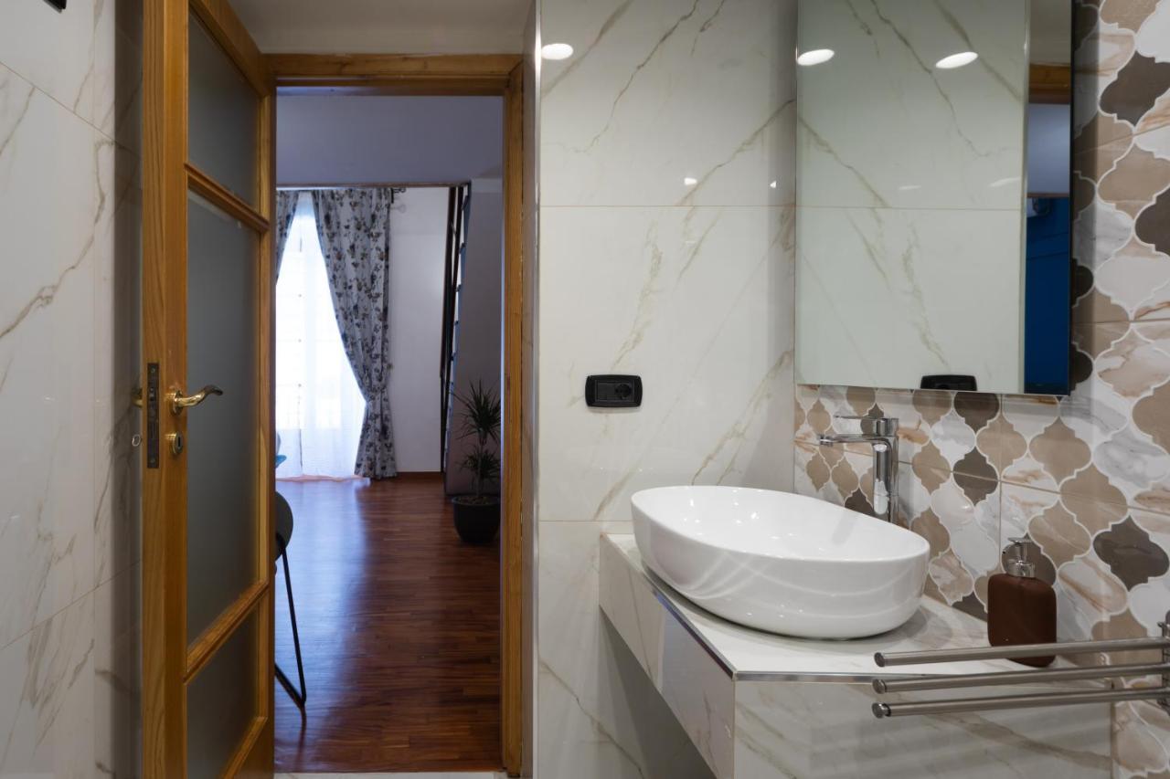Palazzo Il Convento Luxury Umberto I Bed & Breakfast Naples