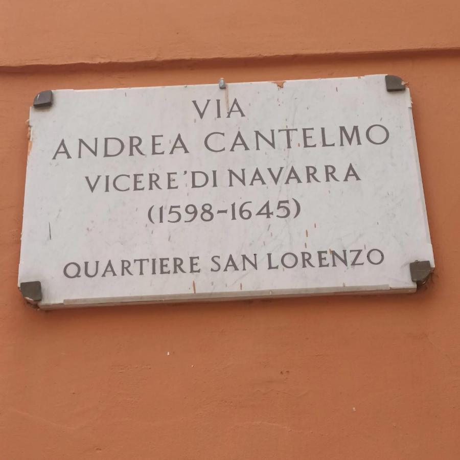 Piccolo Lucio Naples