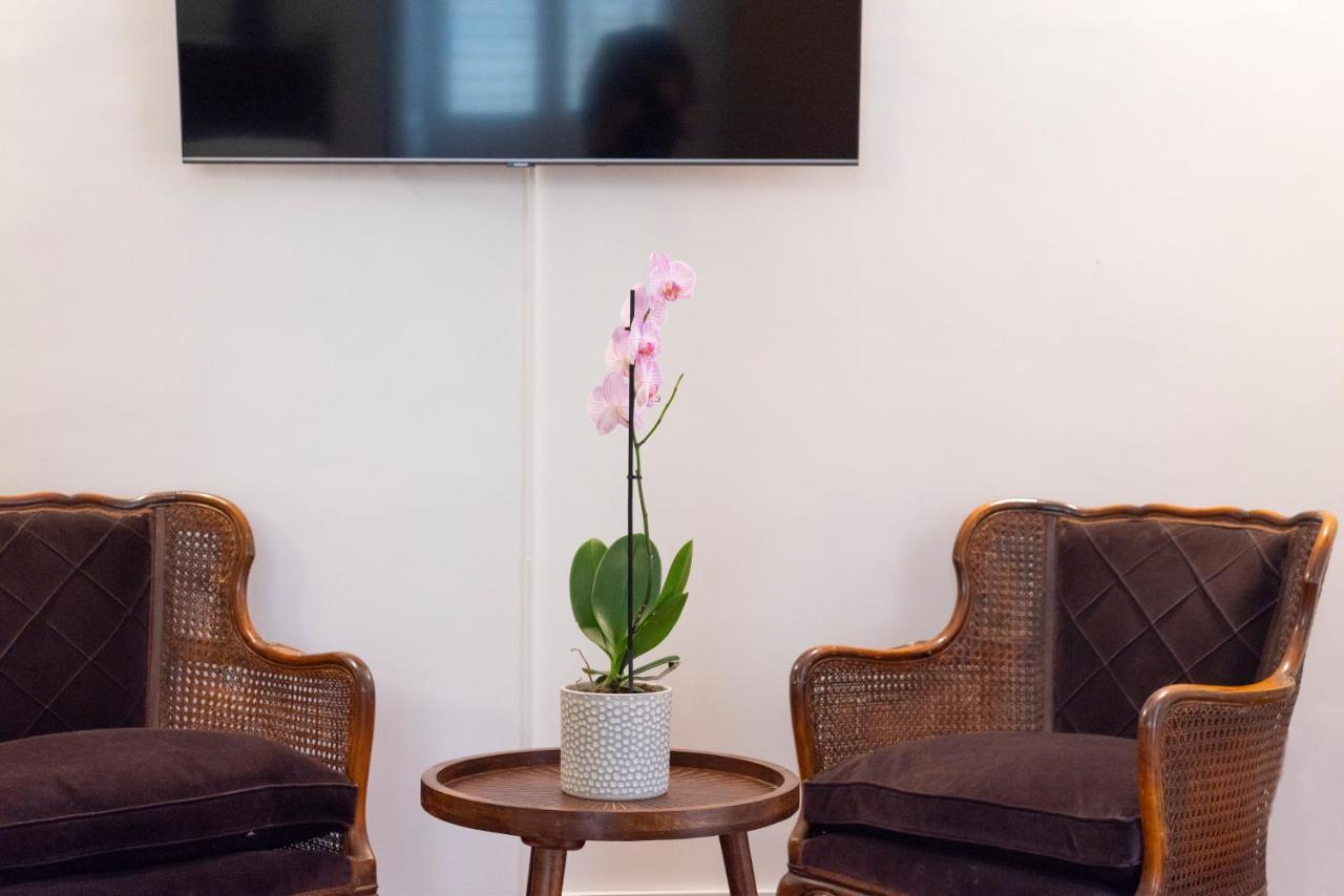Modern Hospitality Exclusive Apartment