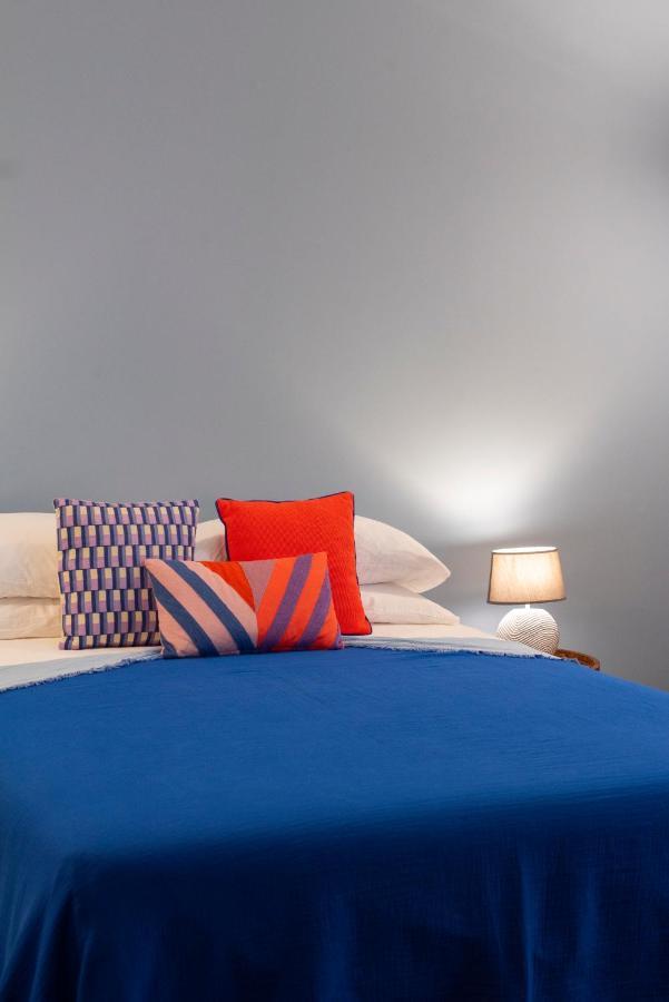 Modern Hospitality Exclusive Naples