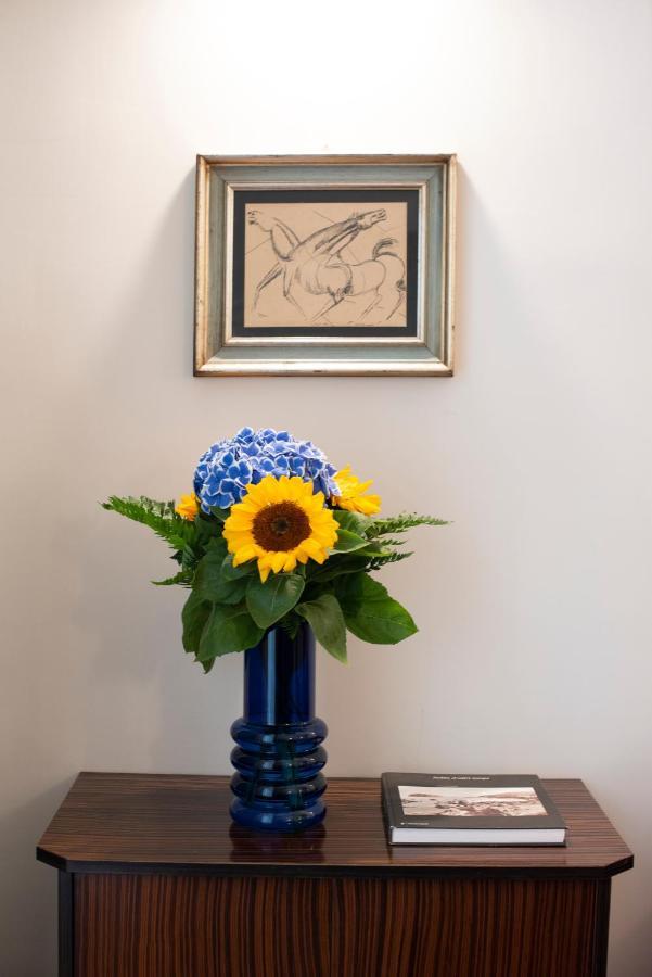 Modern Hospitality Exclusive Apartment