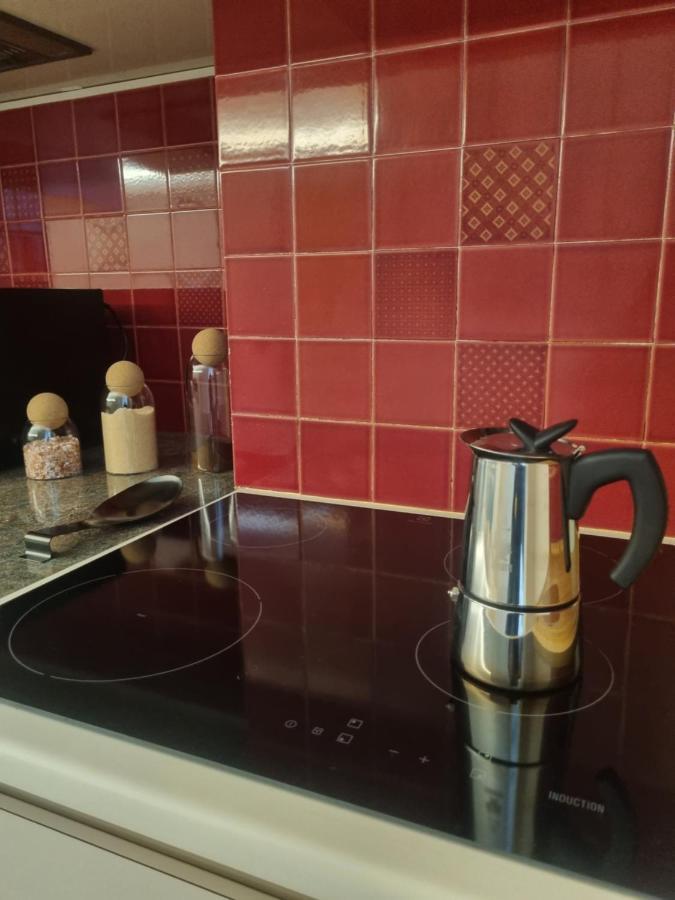 Modern Hospitality Exclusive Naples