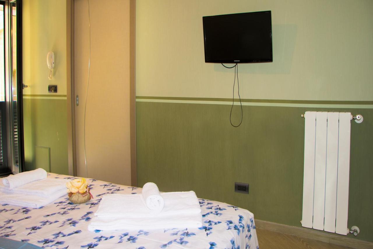 Alma Megaris Bed & Breakfast