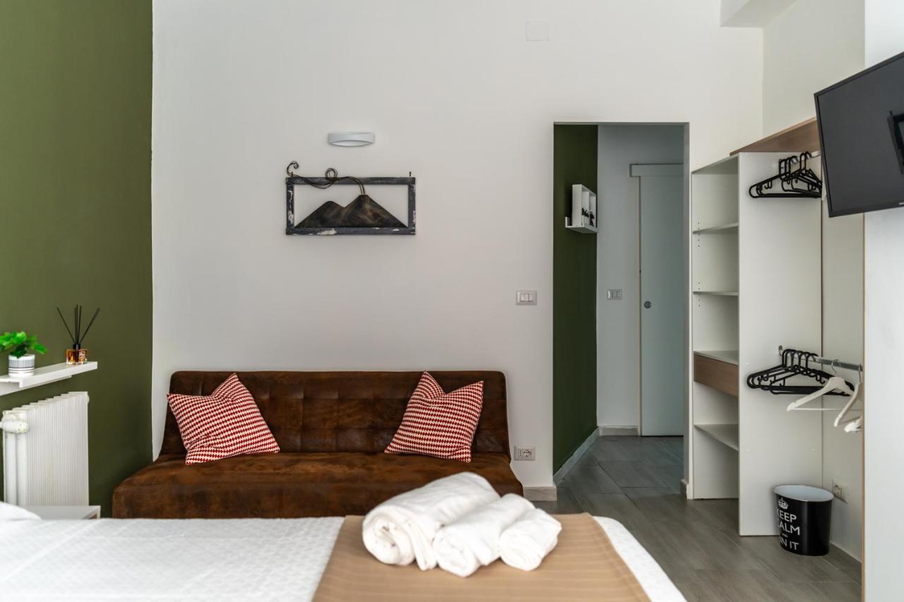 Neapolitan Vittoria Colonna Apartment Naples