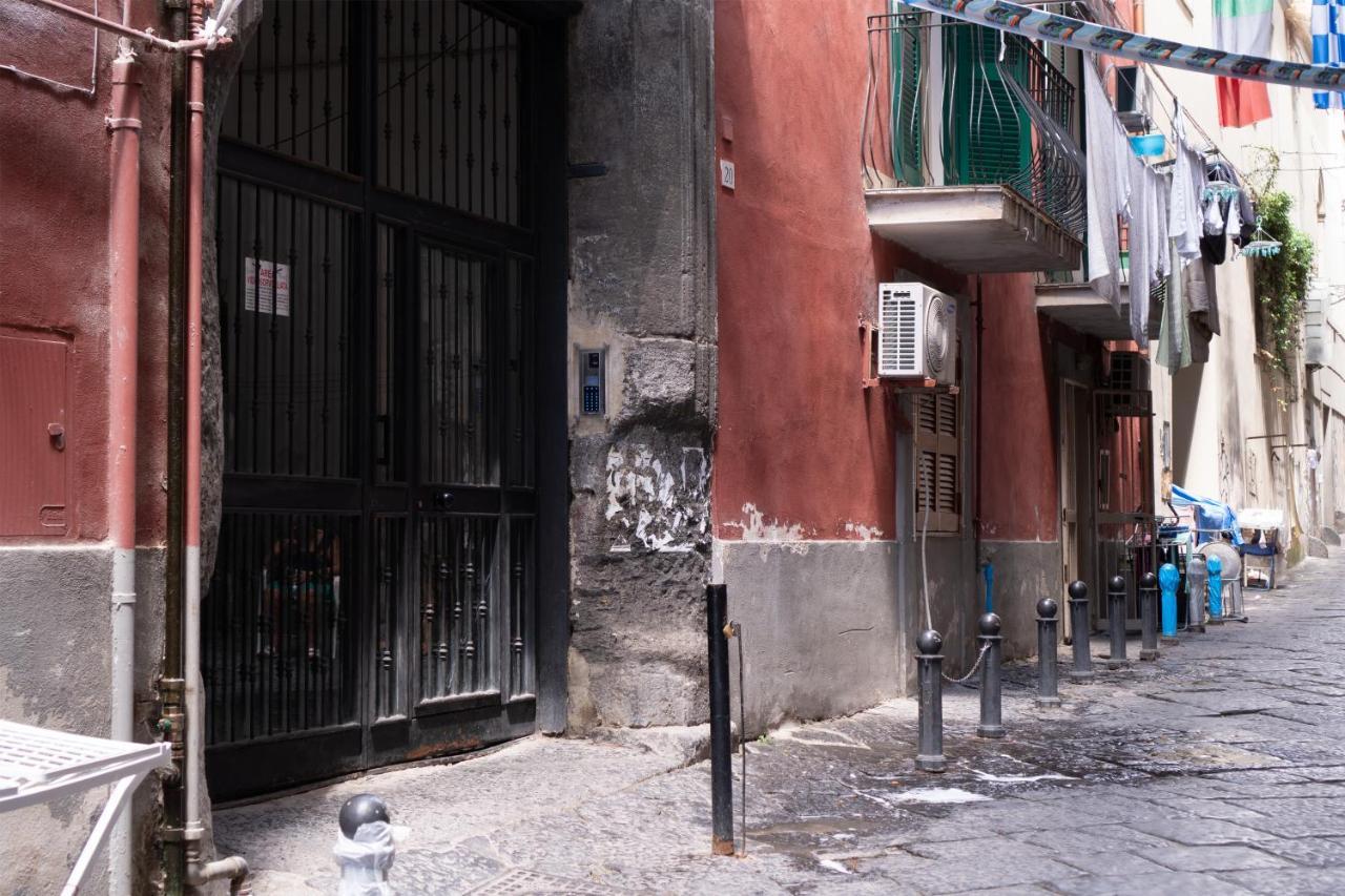 Casa Amato_2_regina Giovanna * Naples