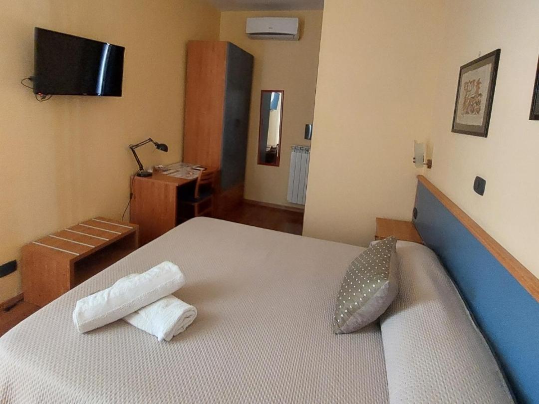 Domus Cesare Homestay *