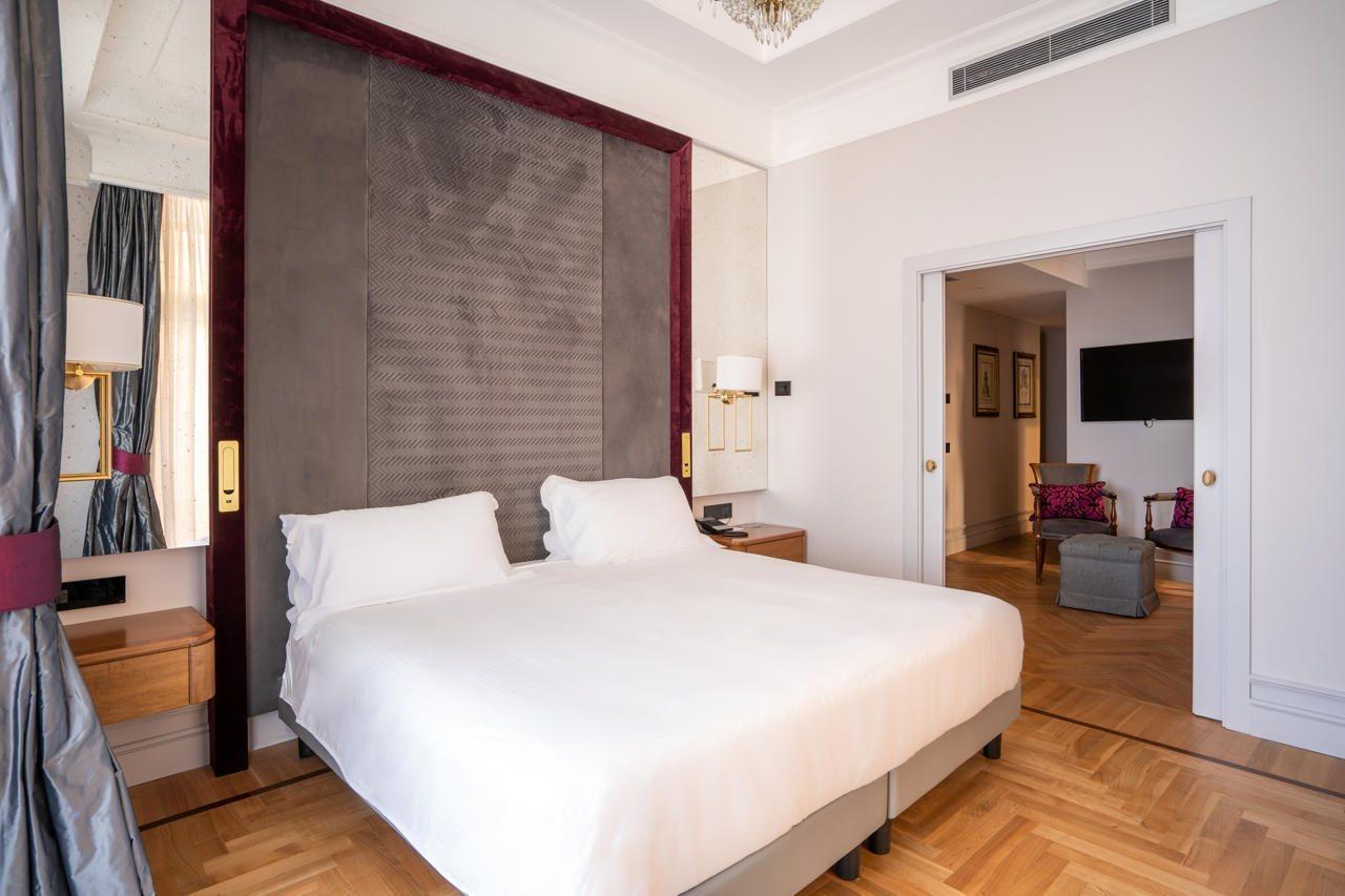 Hotel Grand Parker's Naples