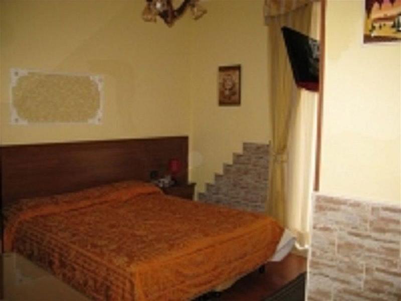 Hotel Iris Hotel *