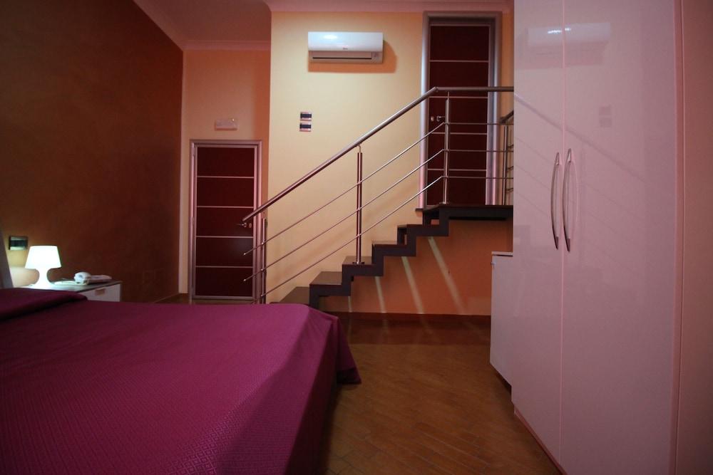 Diamond Hotel