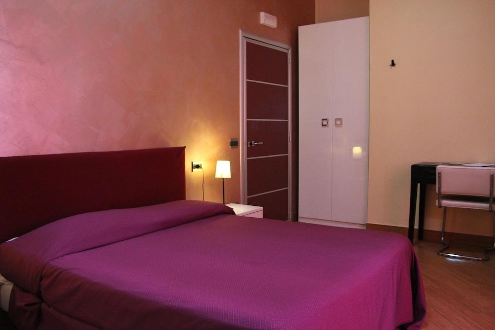 Hotel Diamond Naples