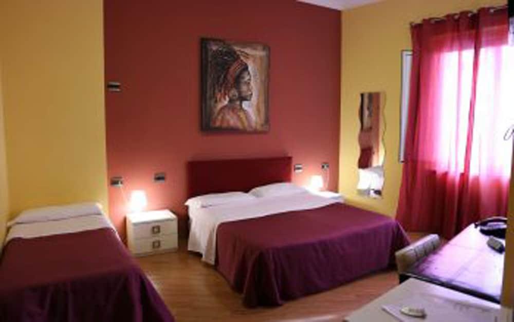 Diamond Hotel