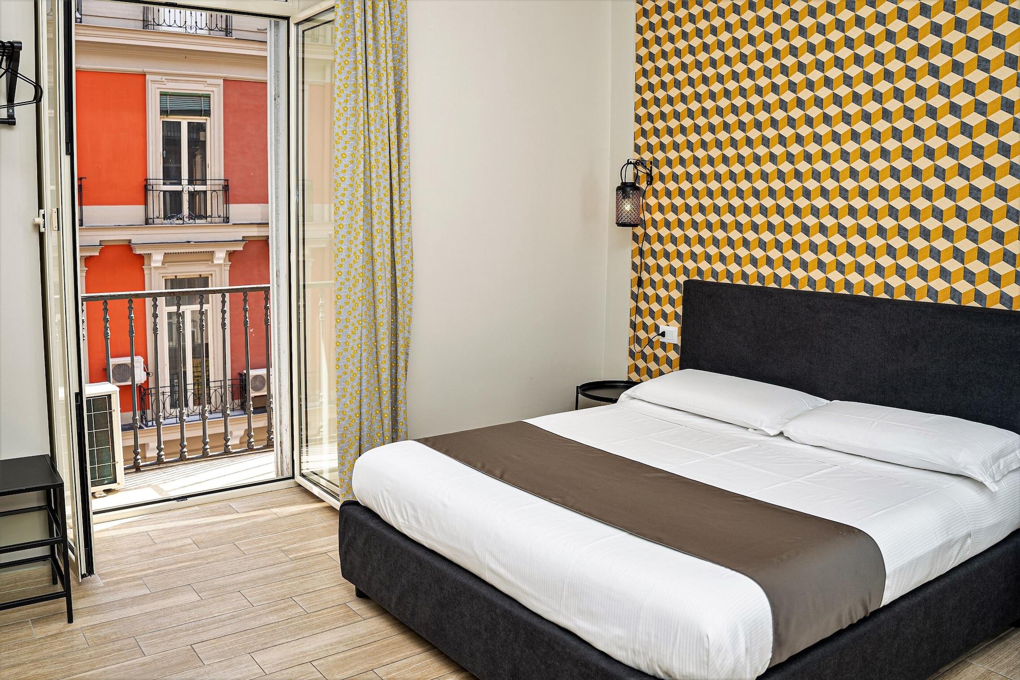 Napoli City Rooms Bed & Breakfast 3*