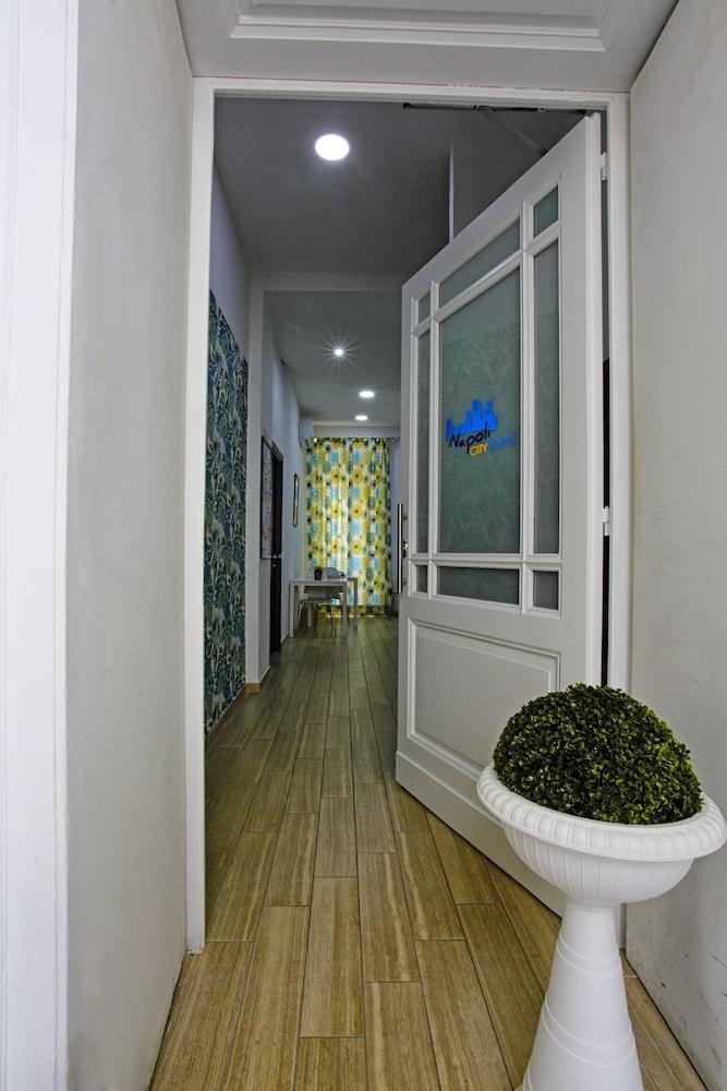 Napoli City Rooms Naples
